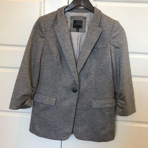 The Limited 3/4 sleeve blazer